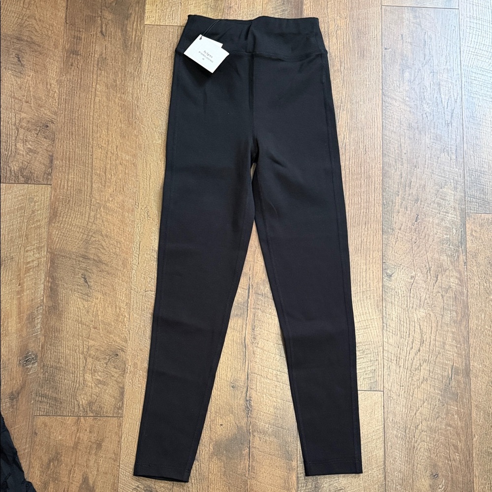 Black Women's Leggings